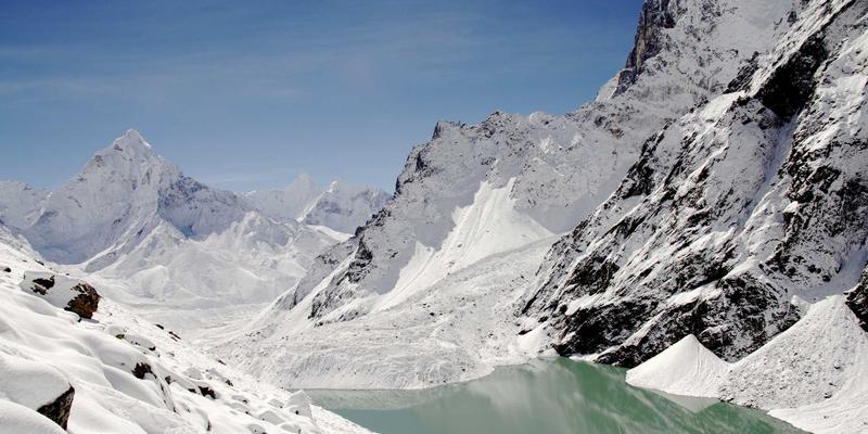 篮球38度：深度解析NBA战术演变与现代篮球资讯获取之道