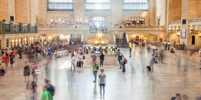 篮球运动员休赛期训练全攻略：如何科学平衡技术提升与身体恢复